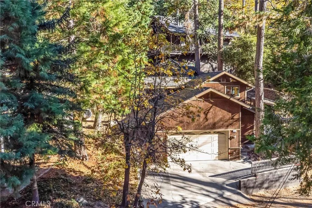 Angelus Oaks, CA 92305,5879 Mountain Creek Home