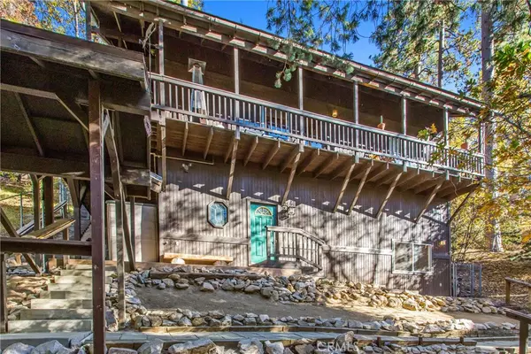 Angelus Oaks, CA 92305,5879 Mountain Creek Home