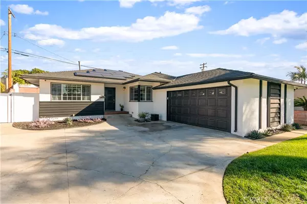 La Habra, CA 90631,560 N Dexter