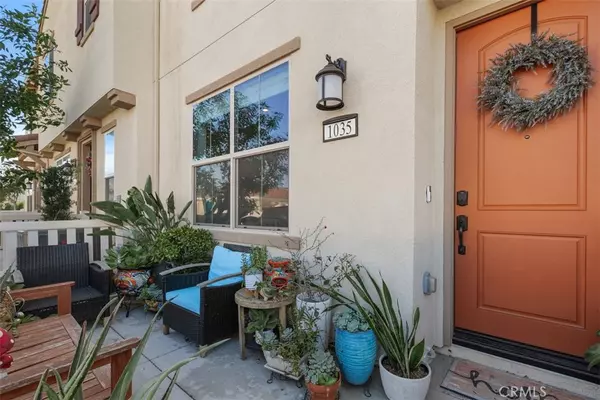 Rialto, CA 92376,1035 W Clover