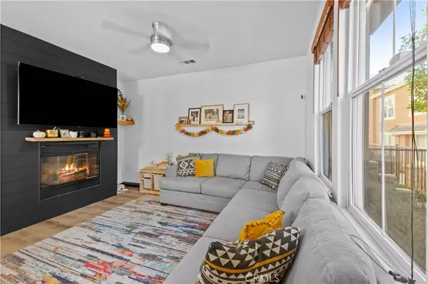 Upland, CA 91786,1486 Florence CT