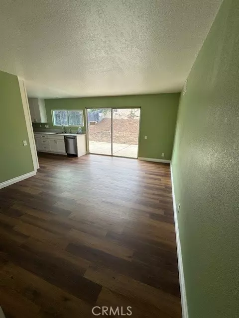 Corona, CA 92879,1512 Evergreen LN