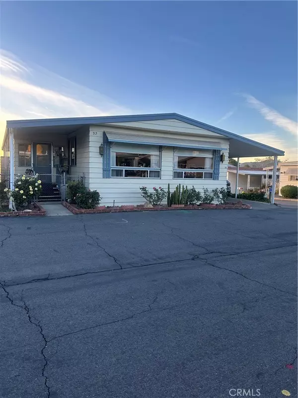 Yucaipa, CA 92399,12582 2nd #32