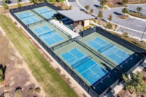 Beaumont, CA 92223,1521 Summerfield