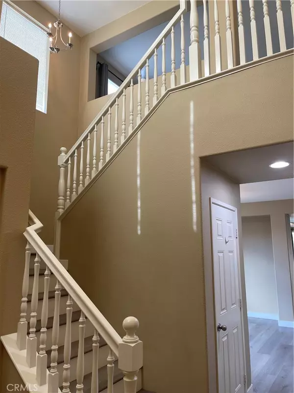 Lake Elsinore, CA 92532,34302 Blossoms