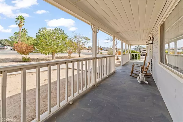 Apple Valley, CA 92307,14610 Apple Valley