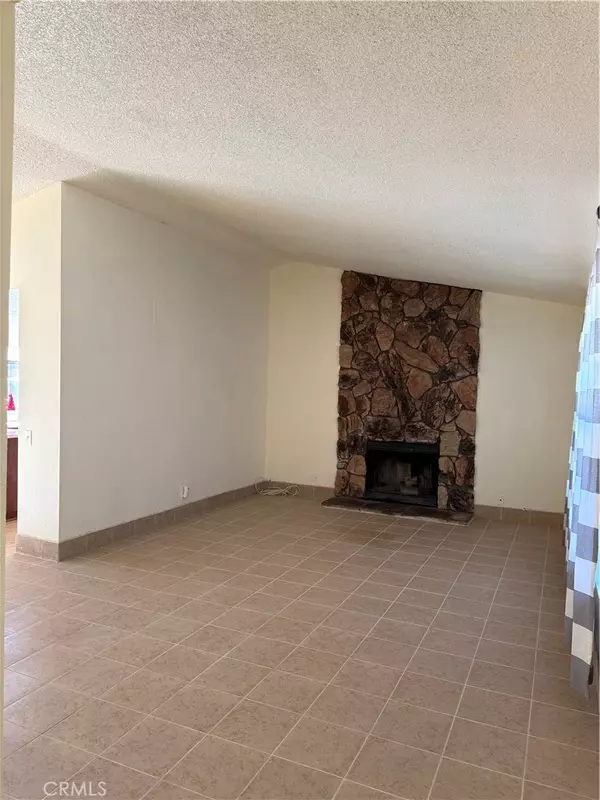 Victorville, CA 92394,15171 Wildrose