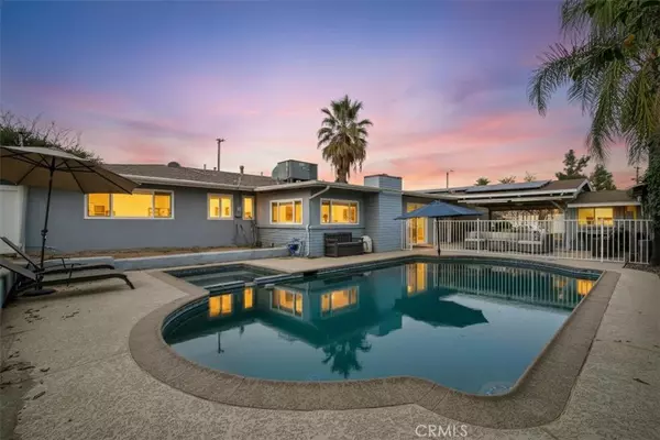 Redlands, CA 92373,1235 W Cypress AVE