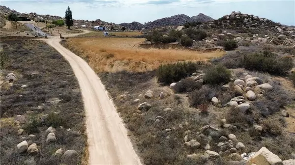 Lake Elsinore, CA 92532,25049 EL TORO RD