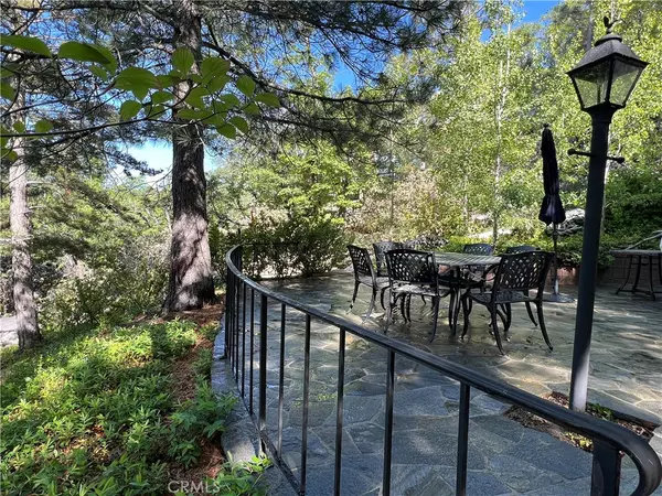 Lake Arrowhead, CA 92352,28972 North Shore Road