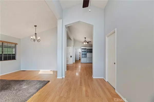 Redlands, CA 92374,140 W Pioneer #101