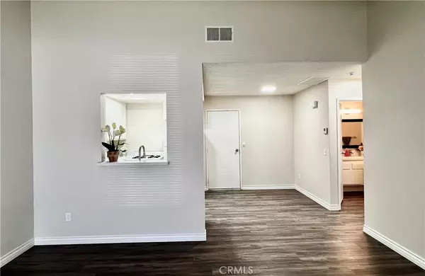 San Bernardino, CA 92404,2350 Osbun RD #02