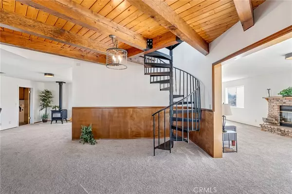 Phelan, CA 92371,8325 Johnson RD