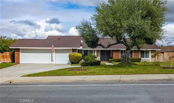 Redlands, CA 92373,645 E Sunset N