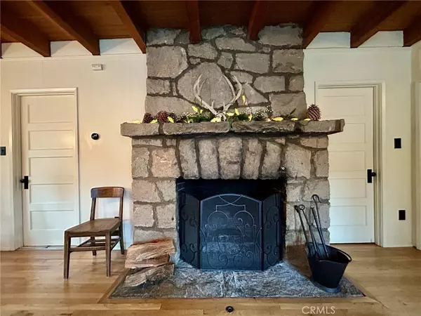 Lake Arrowhead, CA 92352,388 Heliotrope