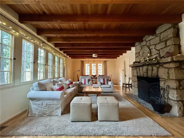 Lake Arrowhead, CA 92352,388 Heliotrope