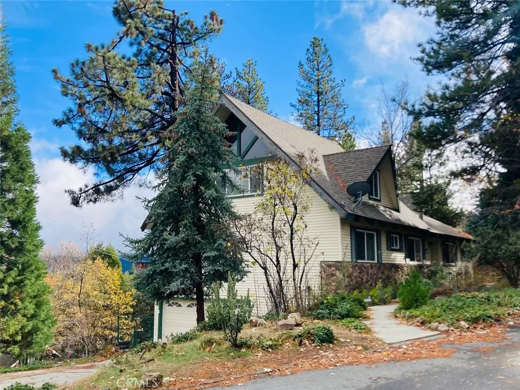 Lake Arrowhead, CA 92352,943 Nadelhorn