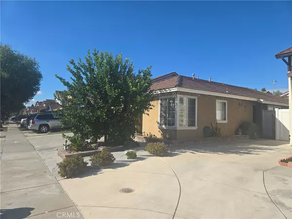 Perris, CA 92571,560 Coudures WAY
