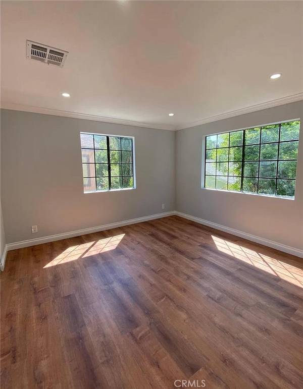 Woodland Hills, CA 91316,21217 De La Guerra #C