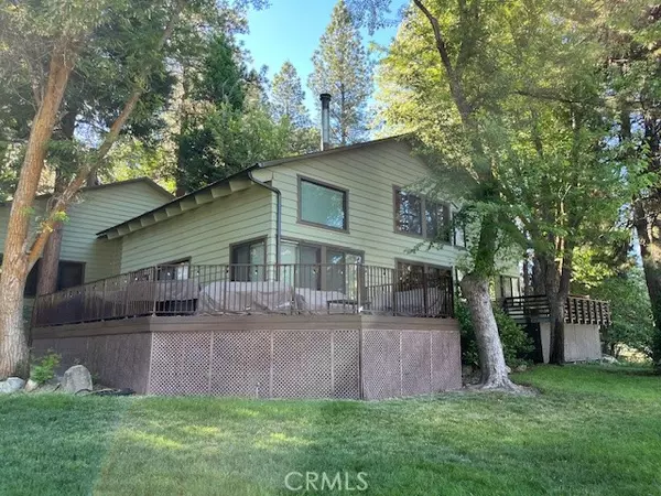 Lake Arrowhead, CA 92352,27821 Peninsula Dr. #414