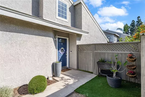 Corona, CA 92882,1651 Sumac