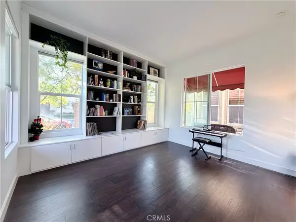 Temecula, CA 92592,32102 Elk Grove CT