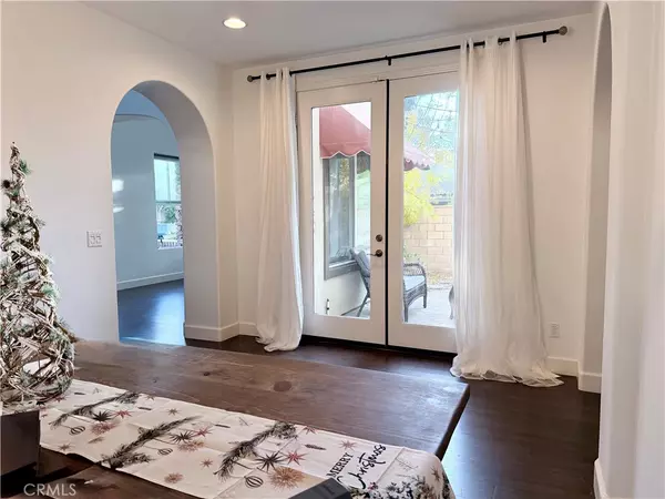 Temecula, CA 92592,32102 Elk Grove CT