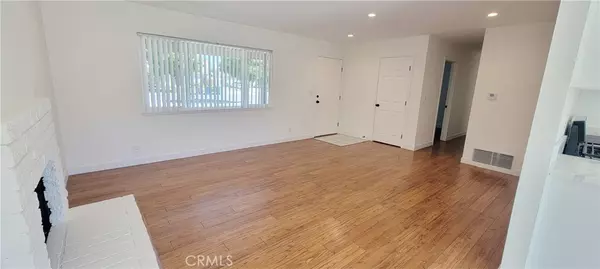 Huntington Beach, CA 92647,17171 Rotterdam LN