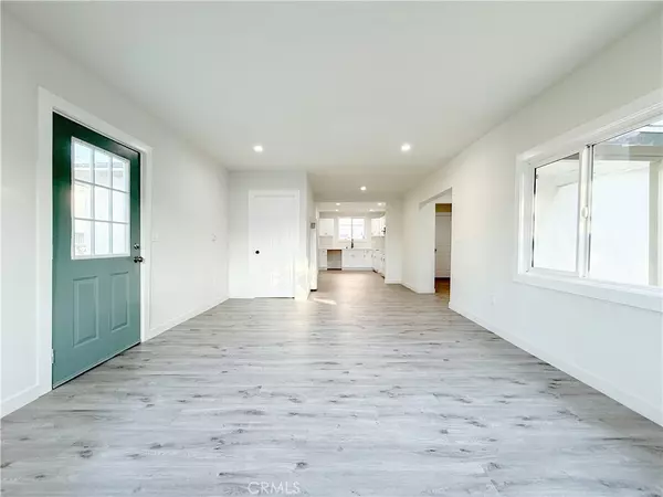 Compton, CA 90221,1101 E Tucker