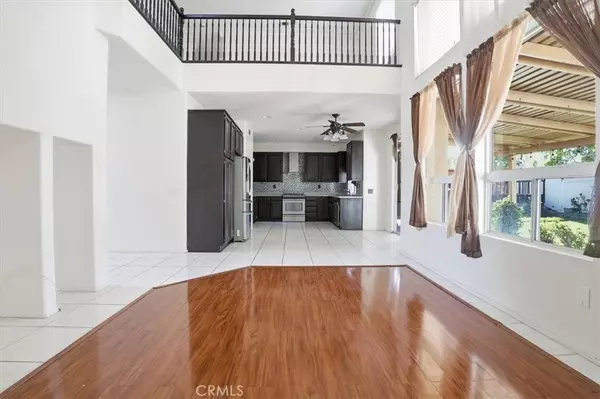 Corona, CA 92879,748 Navarro