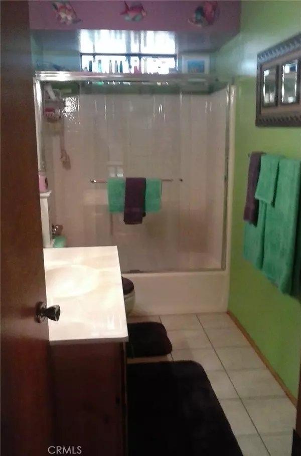 Crestline, CA 92325,23840 Zuger DR