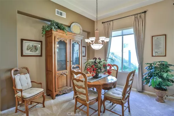 Corona, CA 92881,930 Mccall