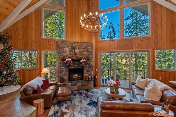 26621 Thunderbird DR, Lake Arrowhead, CA 92352