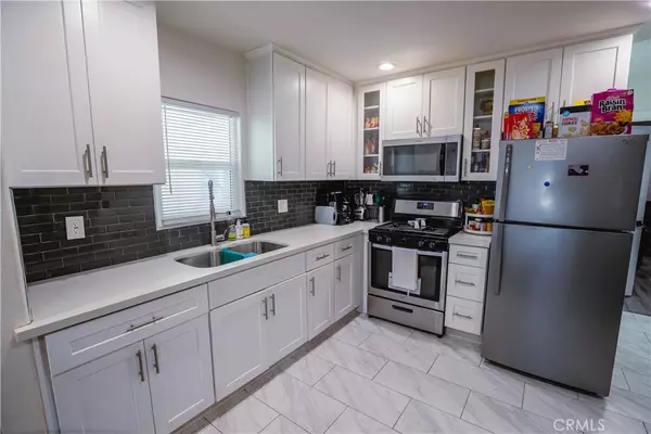 Los Angeles, CA 90044,632 W 106th ST