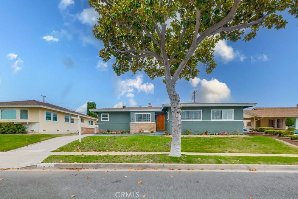 10524 S 4th AVE,  Inglewood,  CA 90303