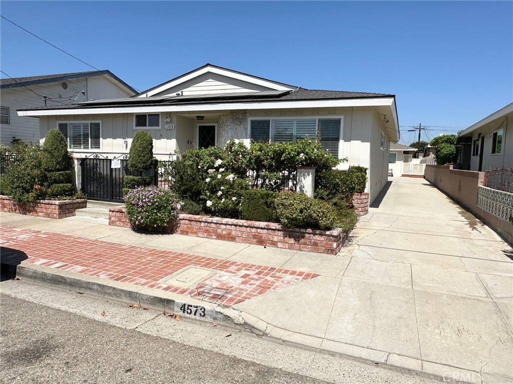 4573 W 138th ST, Hawthorne, CA 90250