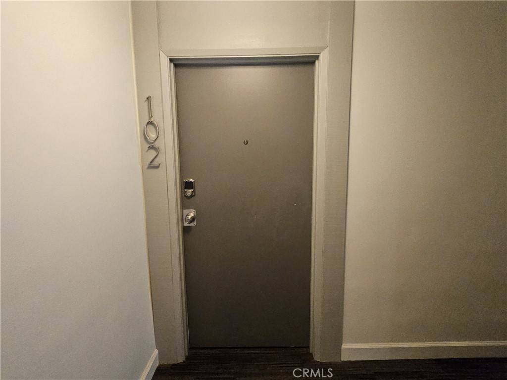 960 Larrabee ST #102, West Hollywood, CA 90069