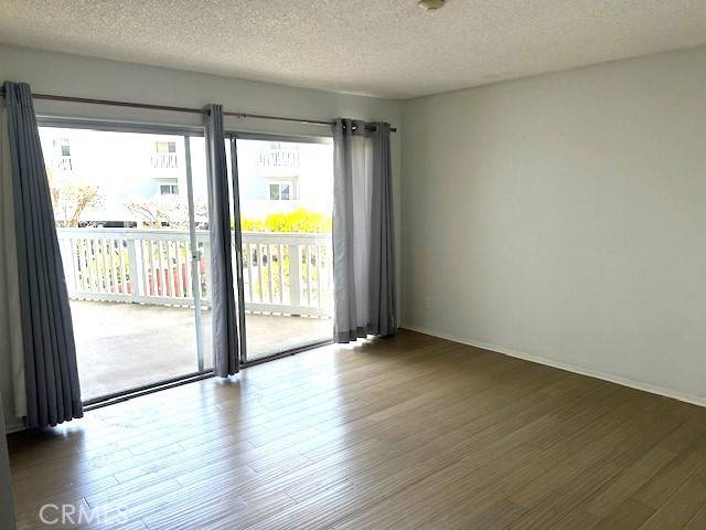 Redondo Beach, CA 90277,650 The Village #106