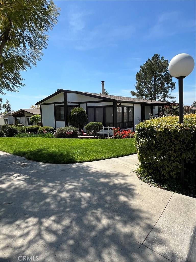 Brea, CA 98821,755 Village Lake Mall #337