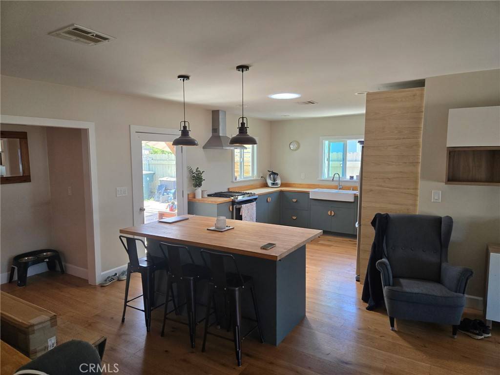 Torrance, CA 90504,18334 GLENBURN AVE