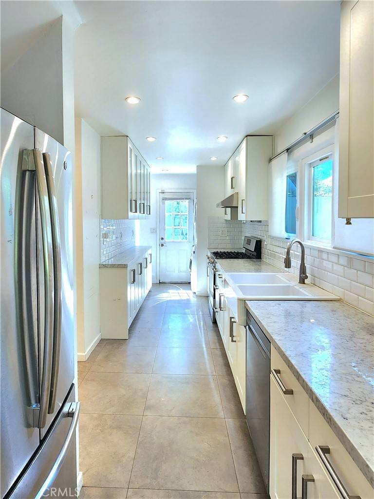 San Gabriel, CA 91775,115 Sycamore DR
