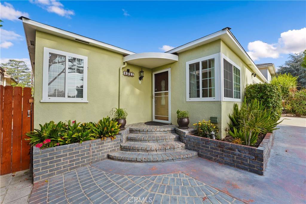La Canada Flintridge, CA 91011,4551 Indiana AVE