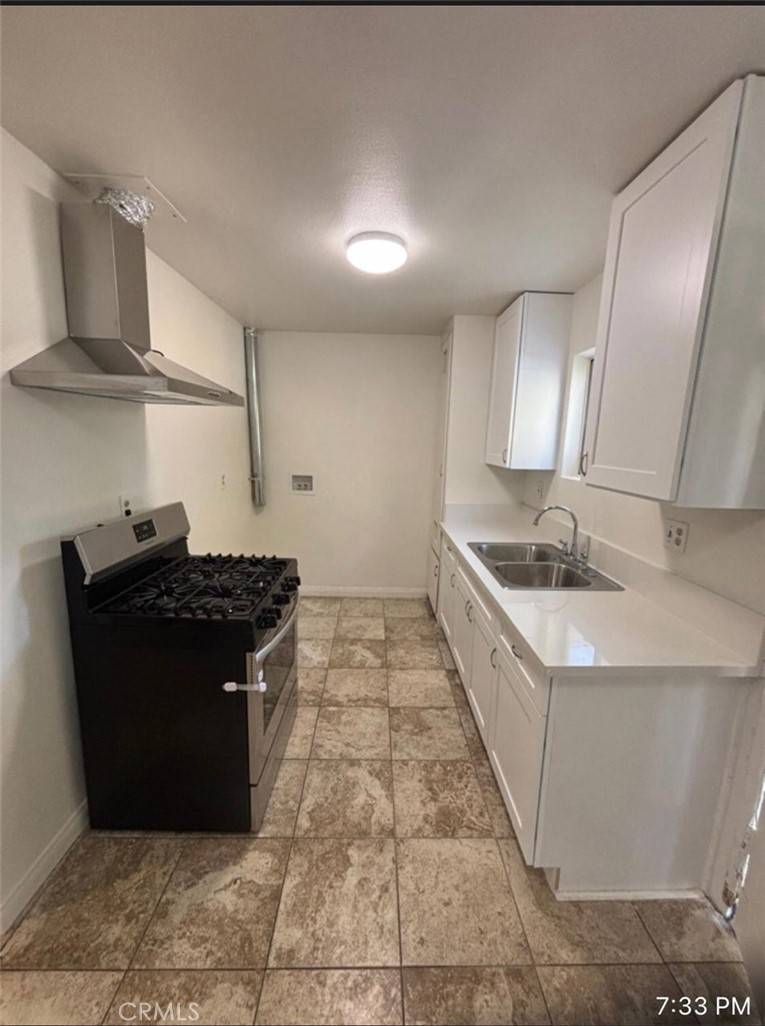 12706 Doty AVE #C, Hawthorne, CA 90250