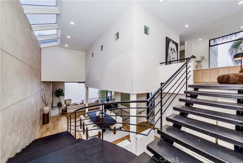 Laguna Beach, CA 92651,1195 La Mirada ST