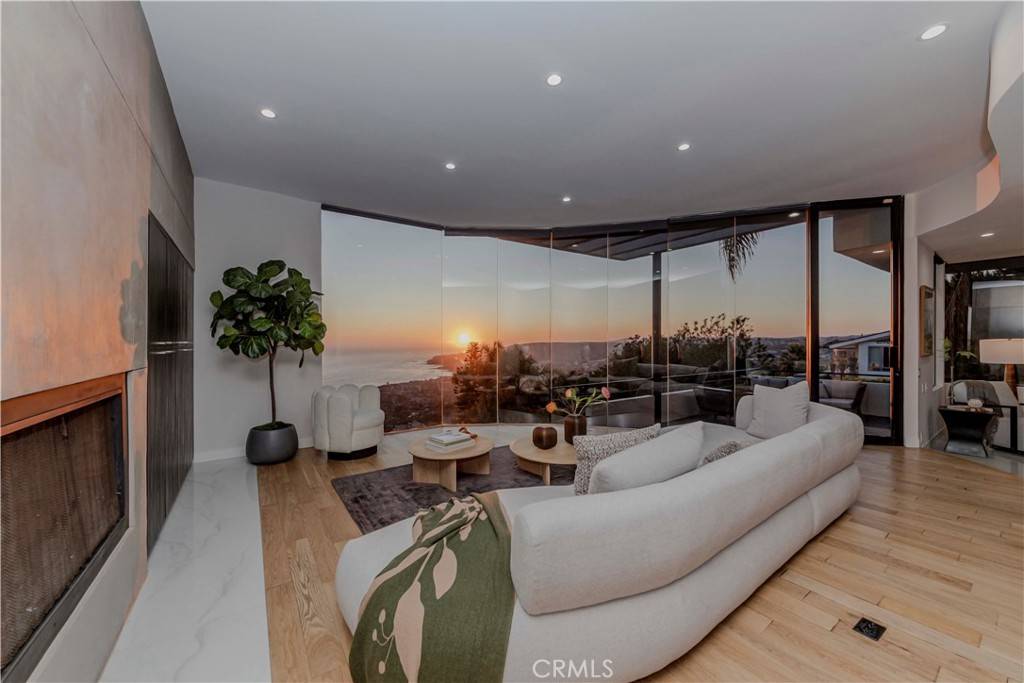 1195 La Mirada ST, Laguna Beach, CA 92651