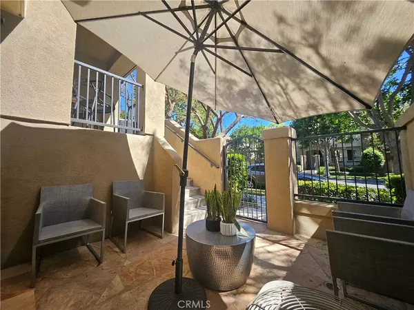 Irvine, CA 92602,11 Emory #85