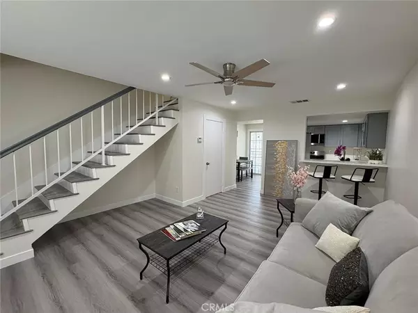 Compton, CA 90220,810 W Compton Blvd #9