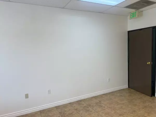 Inglewood, CA 90301,303 W Manchester BLVD #207