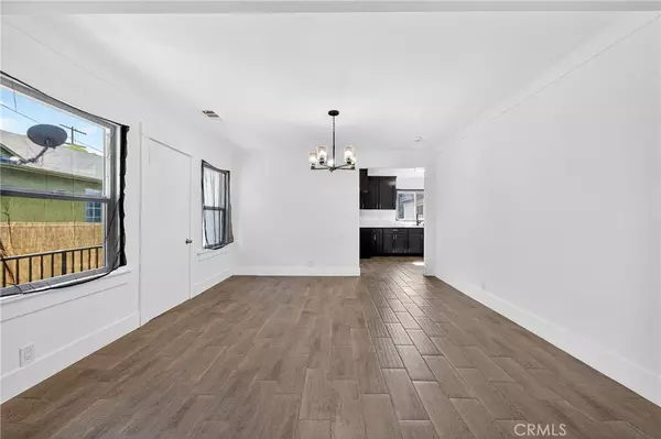 Los Angeles, CA 90044,1052 W 74th