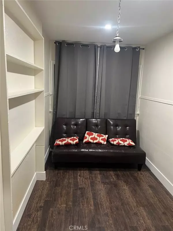 Los Angeles, CA 90037,1205 W 57th